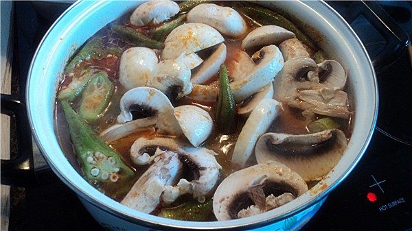 Tom Yum Soup Cooking Steps