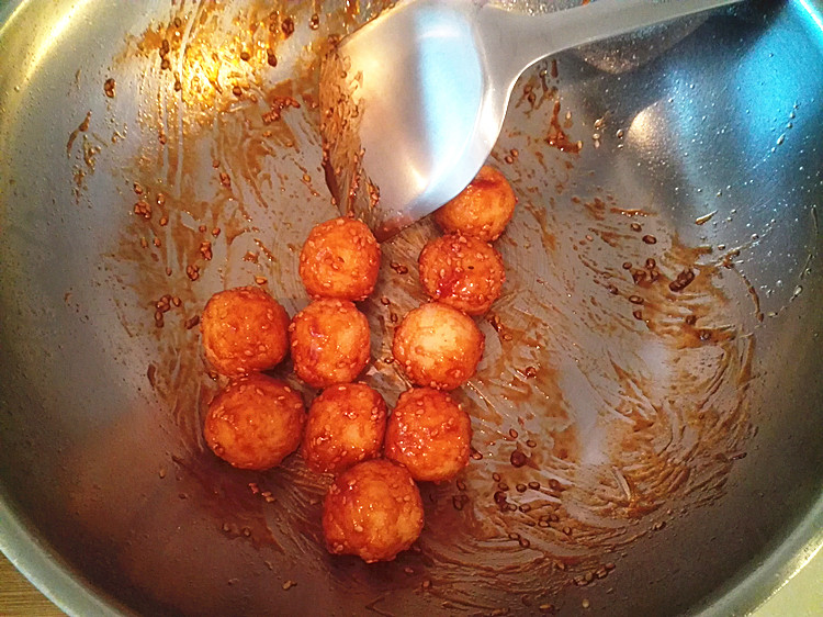 Steps for Making Japanese Rice Balls