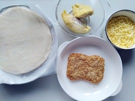 Durian Cheese Chicken Cutlet Pie Making Steps