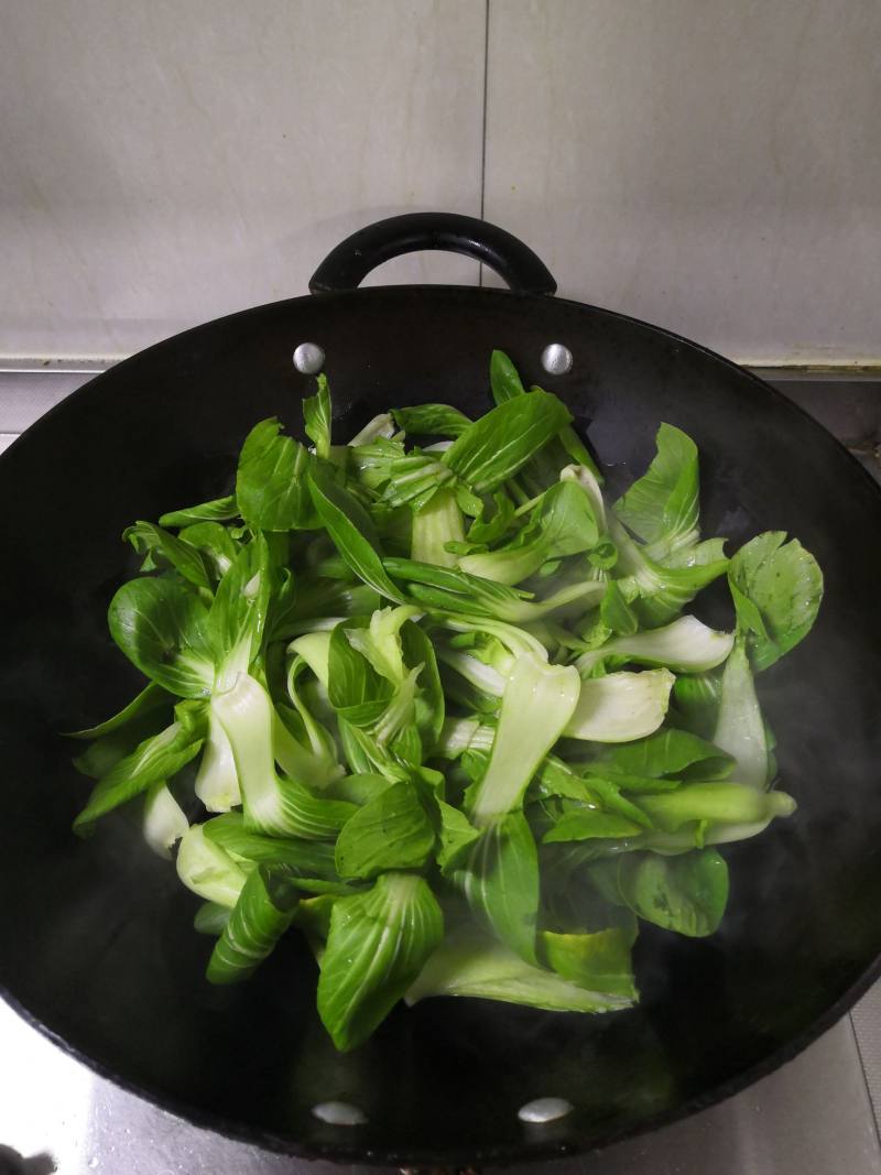 Steps to Make Stir-Fried Chinese Kale