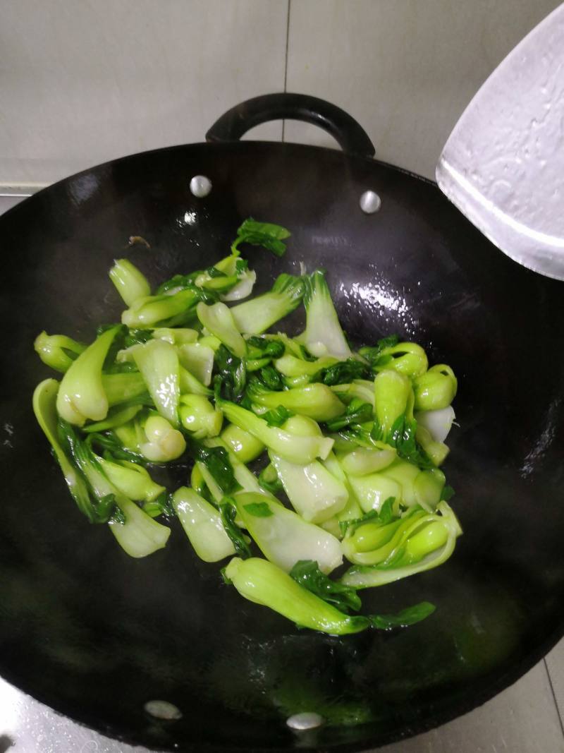 Steps to Make Stir-Fried Chinese Kale