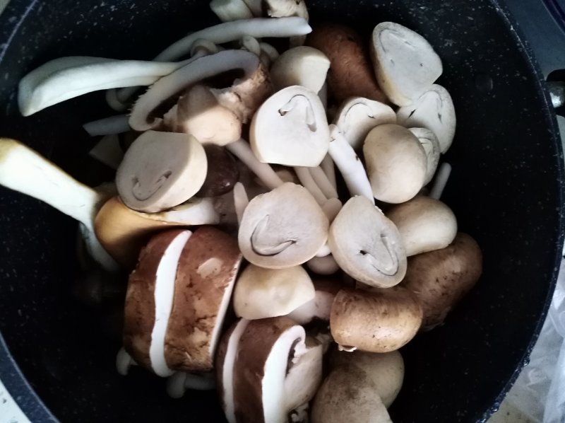 Steps to Make Mixed Mushroom Soup