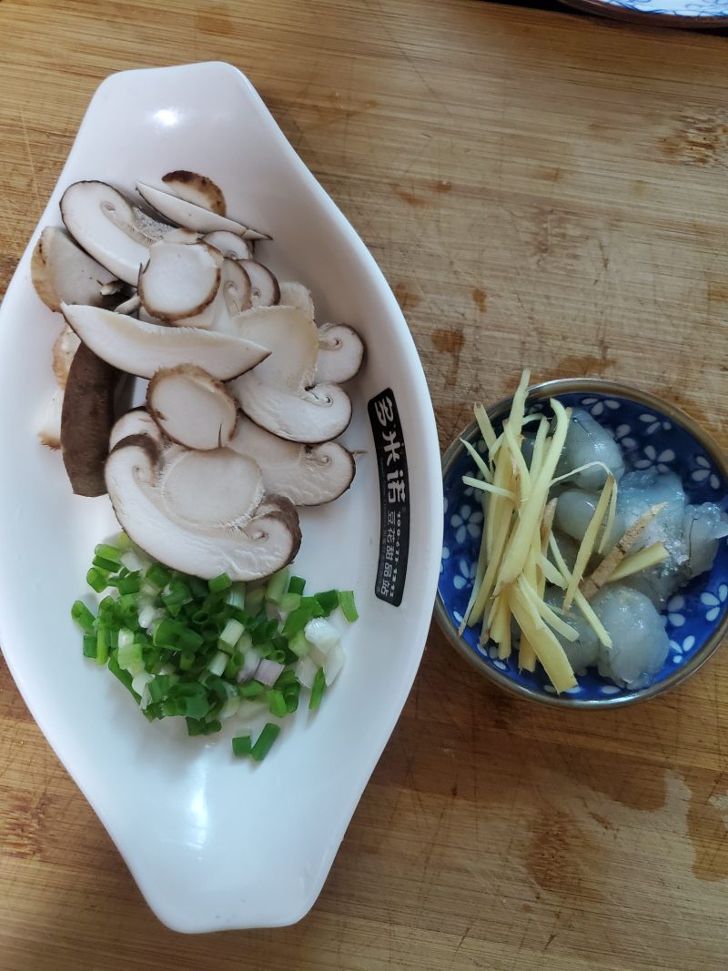 Steps for Making Shrimp and Mushroom Congee