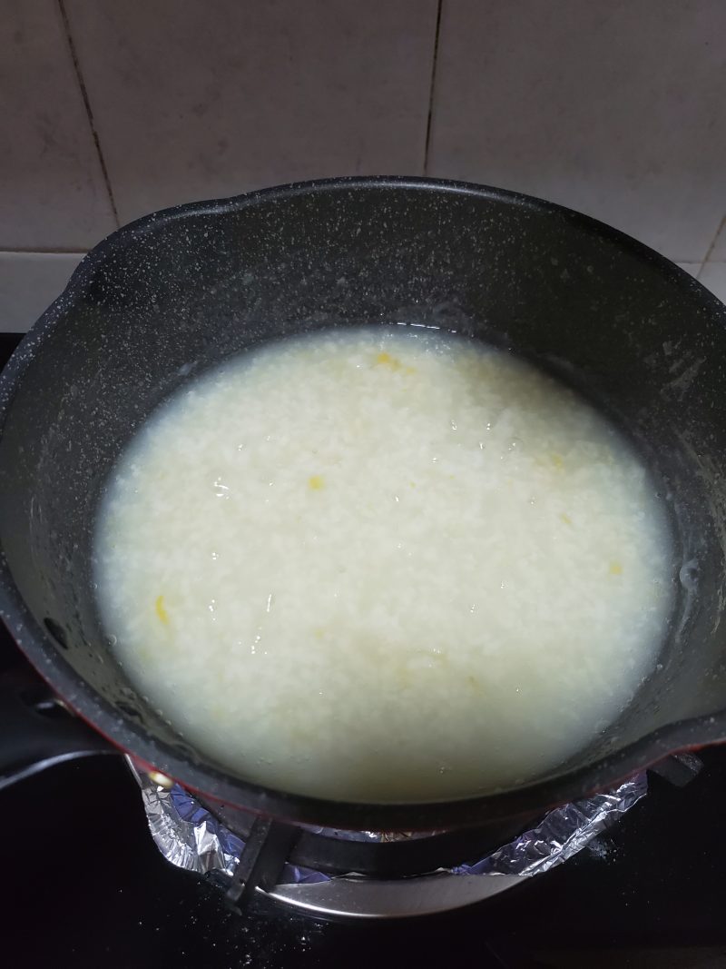 Steps for Making Shrimp and Mushroom Congee