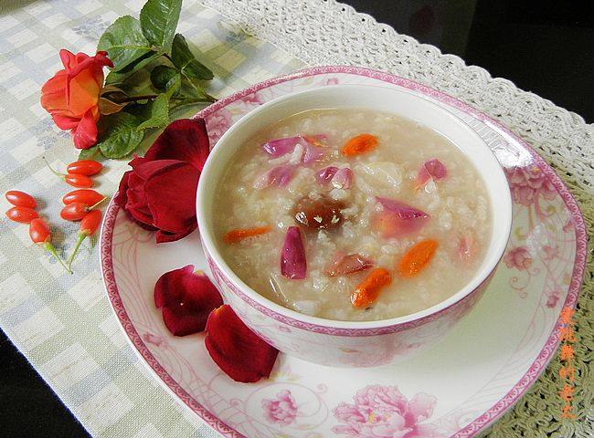 Rose and Longan Congee