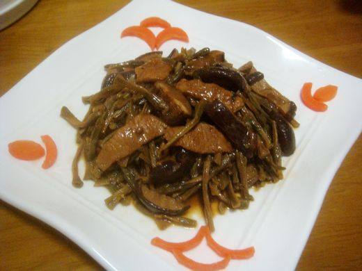 Dried Bean Curd and Pork Stir Fry Steps