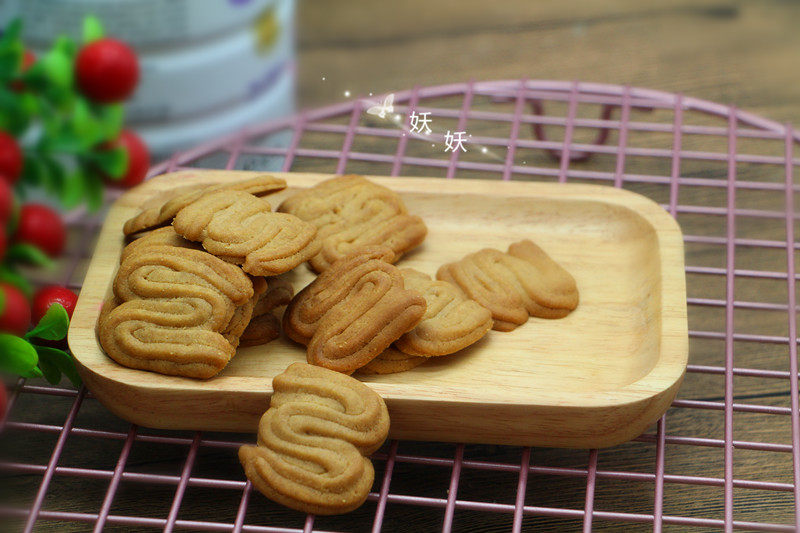 Steps for Making Coffee Biscuits