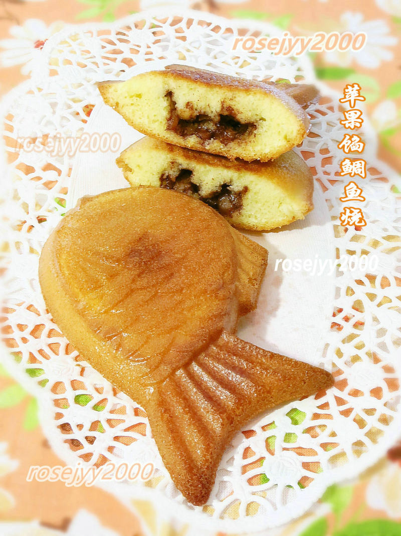 Apple Stuffed Taiyaki