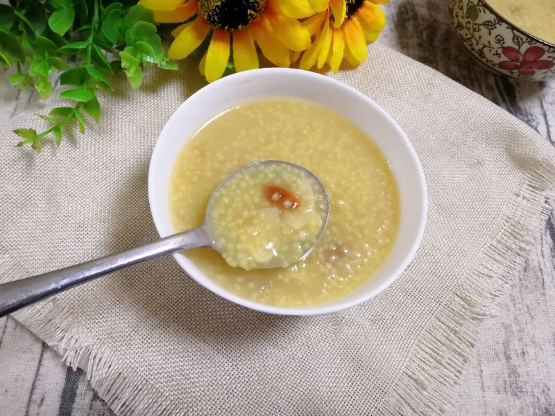 Steps for Making Xiaomi Lily Oatmeal with Goji Berries Porridge