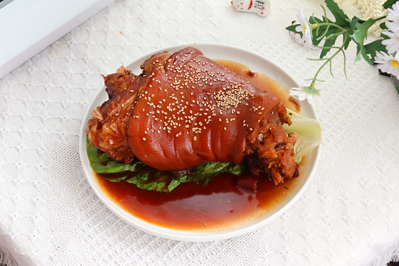 Home-style Recipe for Dongpo Pork Knuckle, Fragrant, Tender and Delicious!