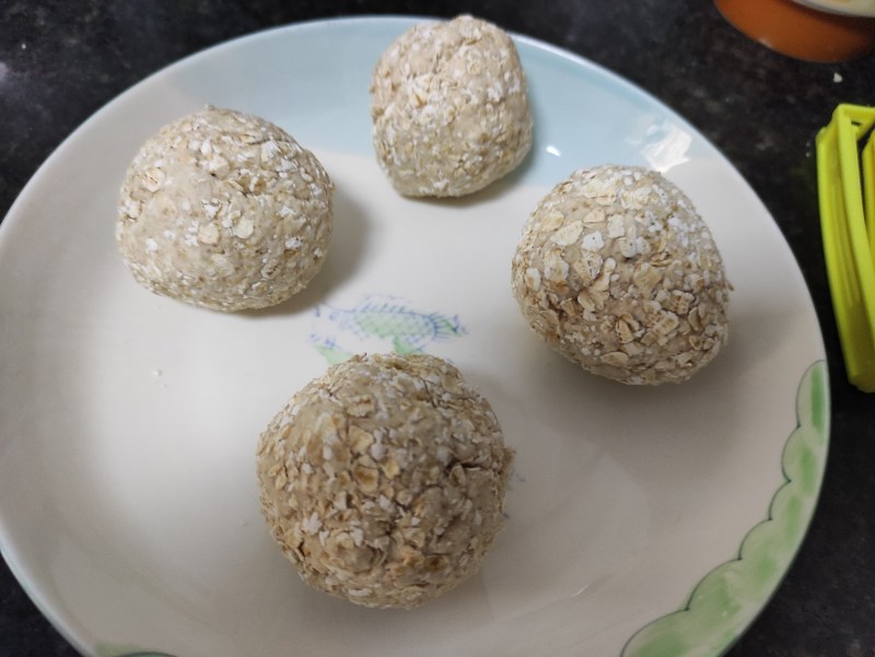 Steps for Making Oatmeal Pancakes