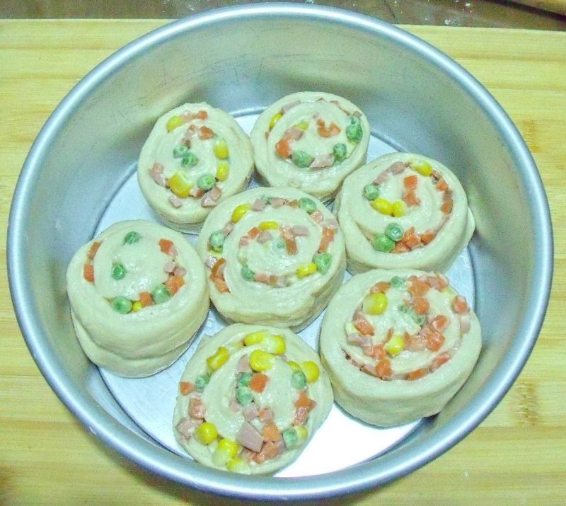 Adding Salad Vegetables to Bread - Mixed Vegetable Bread Making Steps