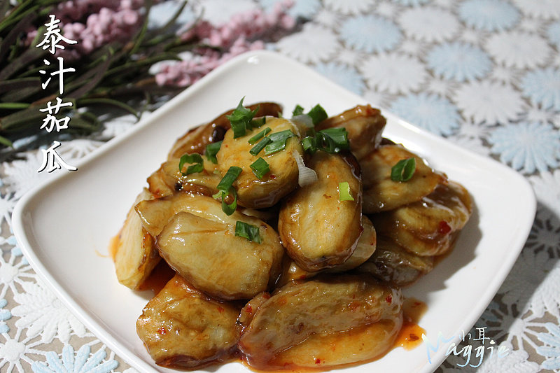 Eggplant with Thai Sauce: A Delicious Dish Even for Grandpas with No Teeth