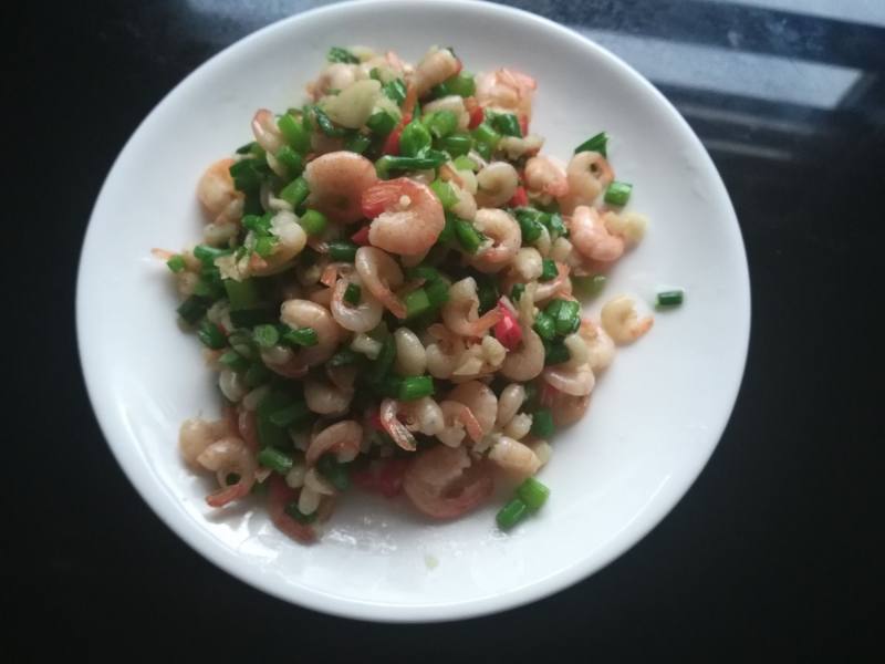 Chive Stir-Fried River Shrimp Preparation Steps