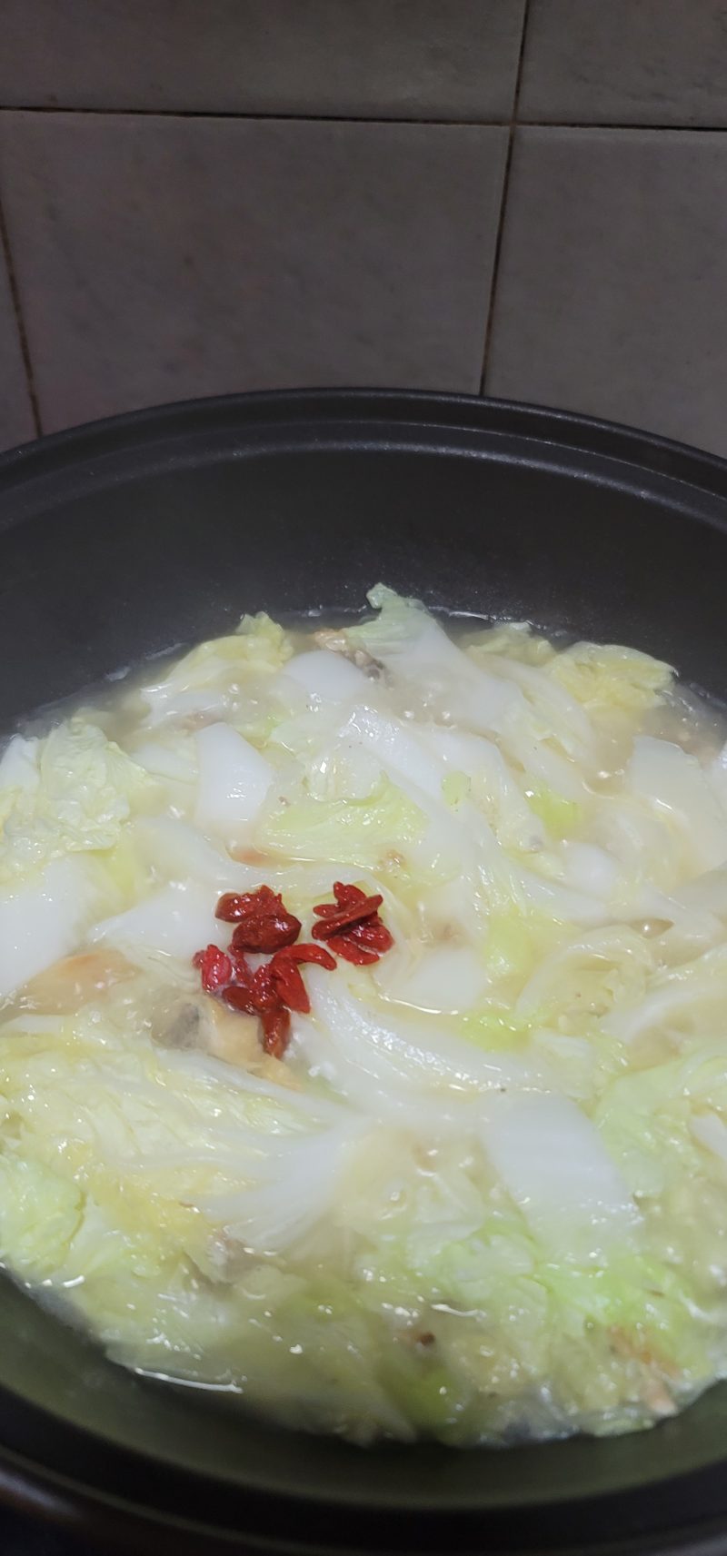 Steps for Making Salted Chicken and Chinese Cabbage Soup