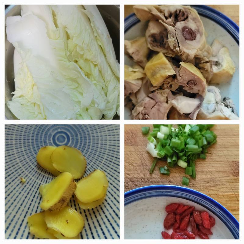 Steps for Making Salted Chicken and Chinese Cabbage Soup