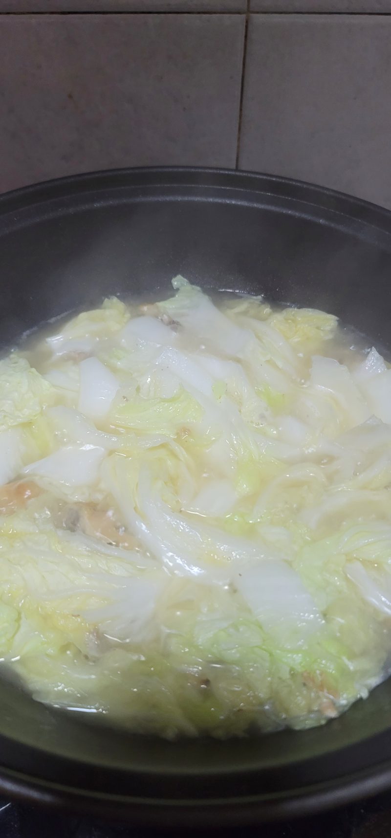 Steps for Making Salted Chicken and Chinese Cabbage Soup