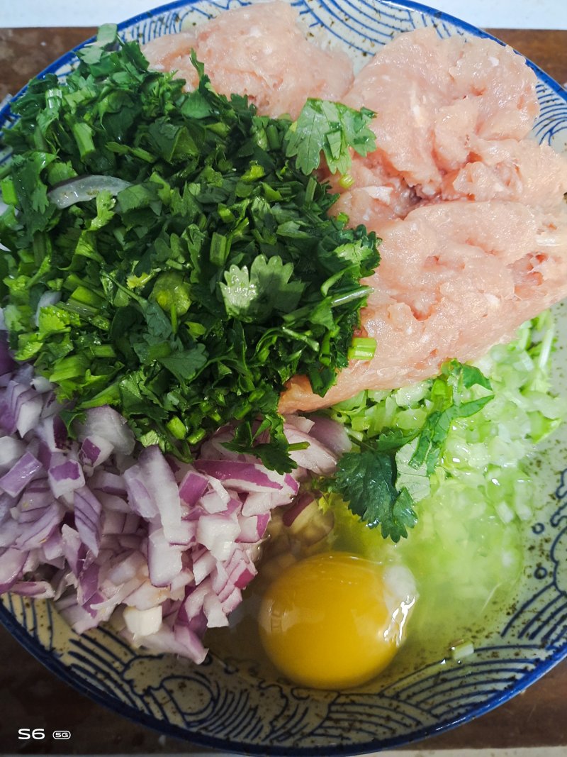 Celery and Pork Fried Dumplings Making Steps