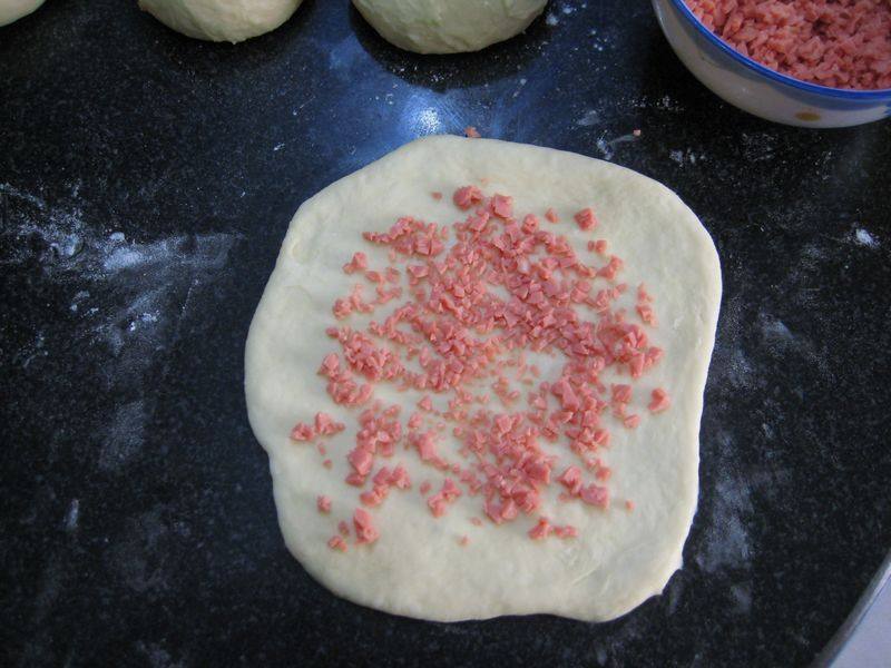 Steps for Making Russian Ham Bread