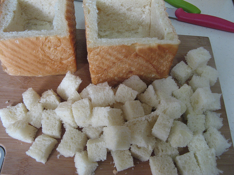 Steps to Make Veggie Cheese Toast Box