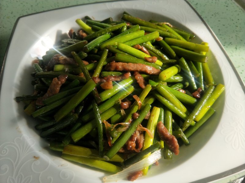 Garlic Sprout Stir-fried Pork