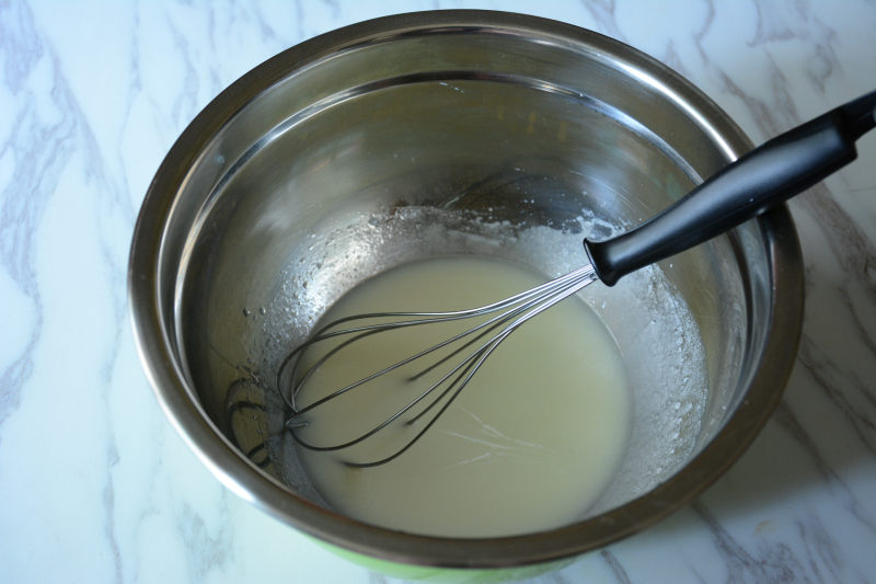 Steps to Make Pineapple Cake