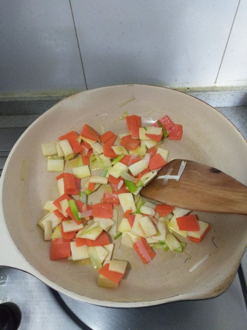 Steps for Stir-fried Broccoli with King Oyster Mushroom