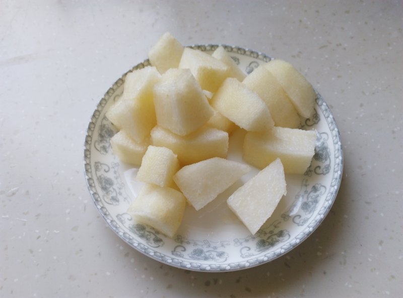 Yantai: Snow Pear, Lily, and Tremella Soup Cooking Steps