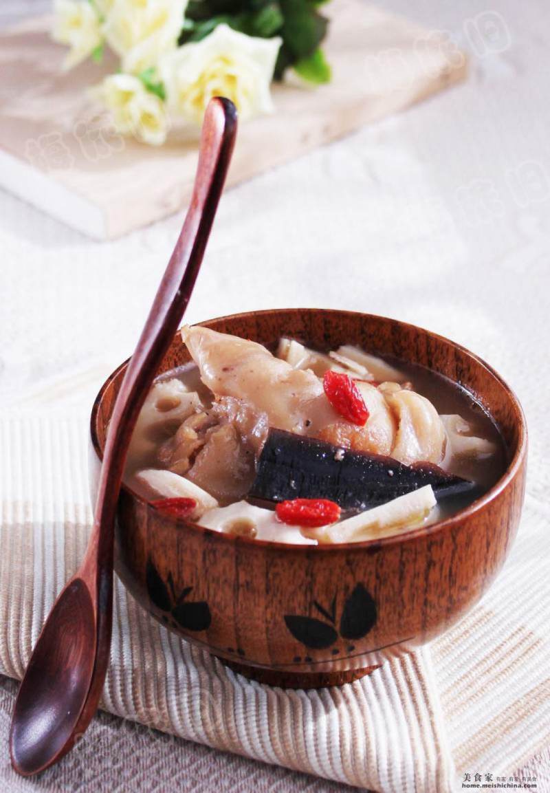 Pork Trotter Lotus Root Soup