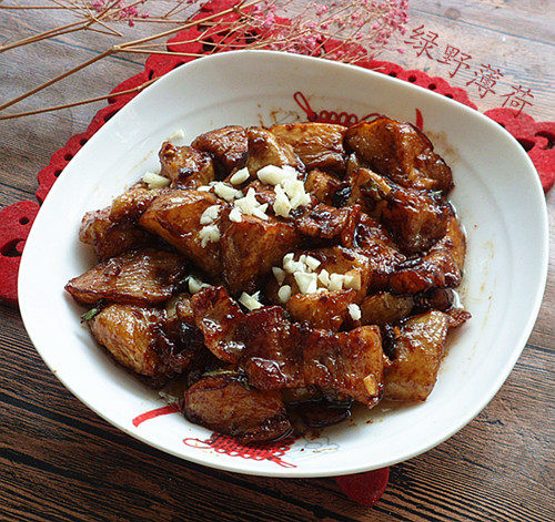 Home Cooking - Braised Pork Slices with Eggplant