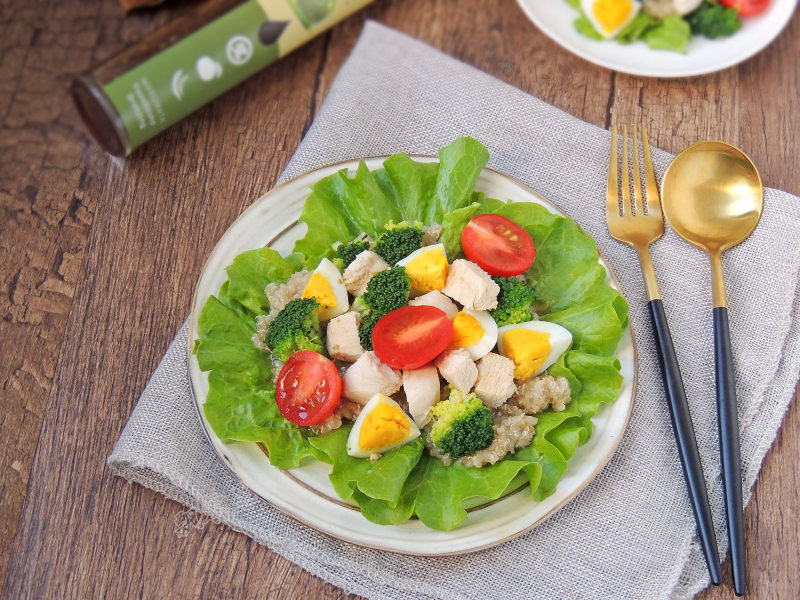 Quinoa Chicken Breast Salad