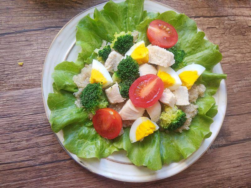 Steps to make Quinoa Chicken Breast Salad