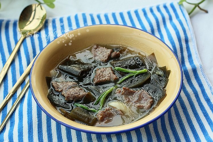 Korean Beef and Kelp Soup