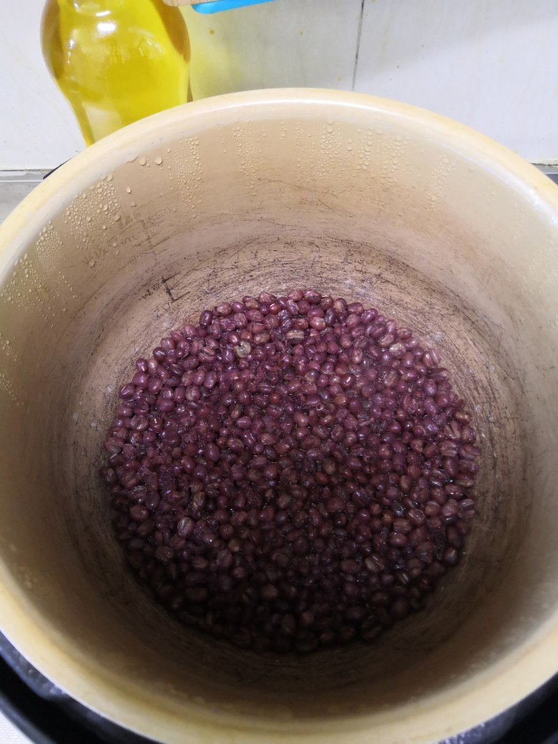 Steps for making Red Bean Milk Tea