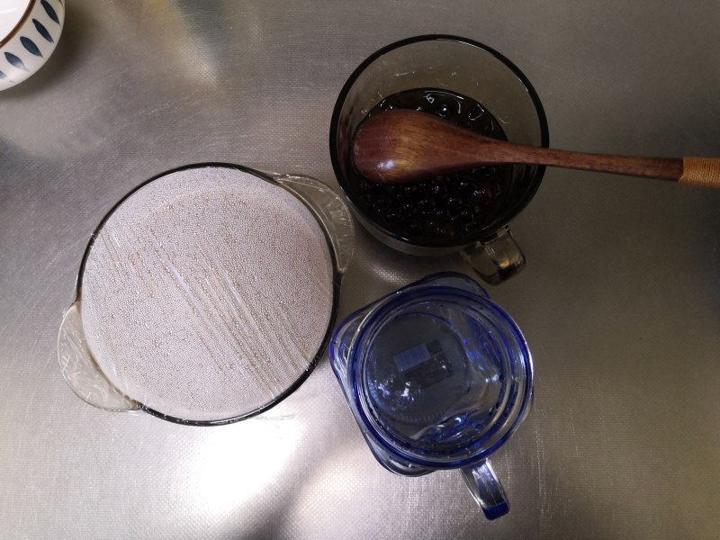 Steps for making Red Bean Milk Tea