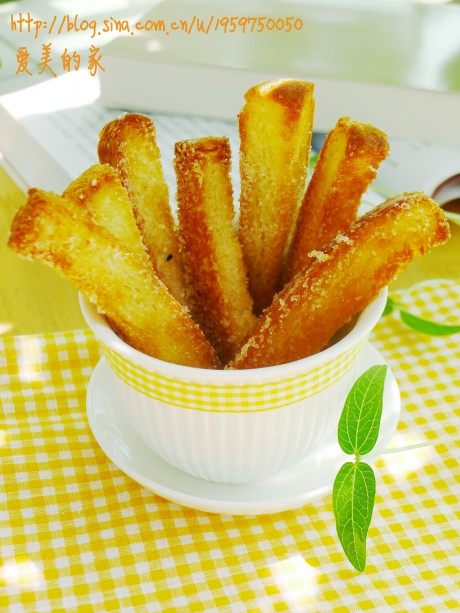 Easy 10-Minute Baked Afternoon Tea Snack—Milk Toast Sticks