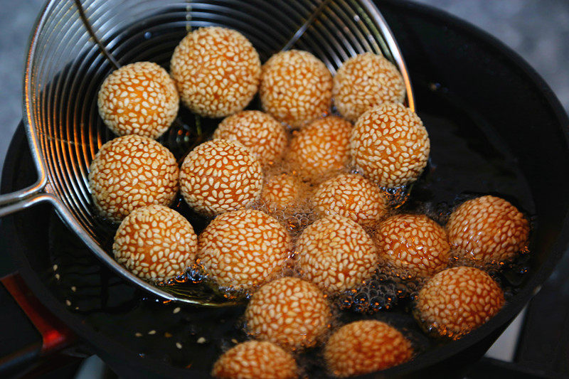 Pumpkin Sesame Balls