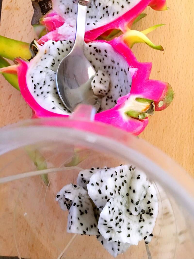 Dragon Fruit Juice Cup Making Steps