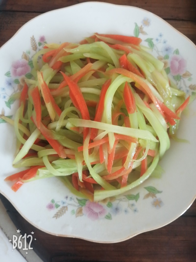 Steps for Making Two-color Stir-fry