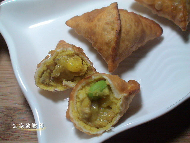 【Curry Fried Triangle】