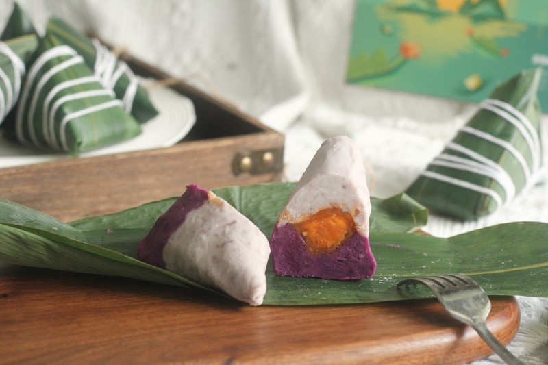 Delicious and Healthy: New Flavor Sugar-Free Purple Sweet Potato and Taro Egg Yolk Zongzi Cooking Steps