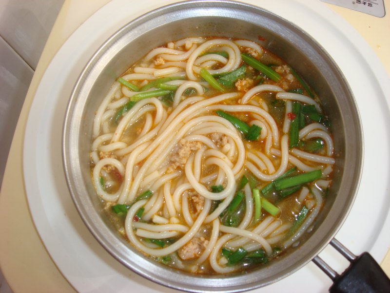 Steps for Making Xiao Guo Rice Noodles