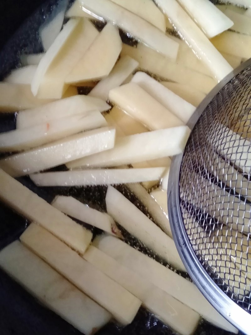 Strange Flavor Potato Sticks Preparation Steps