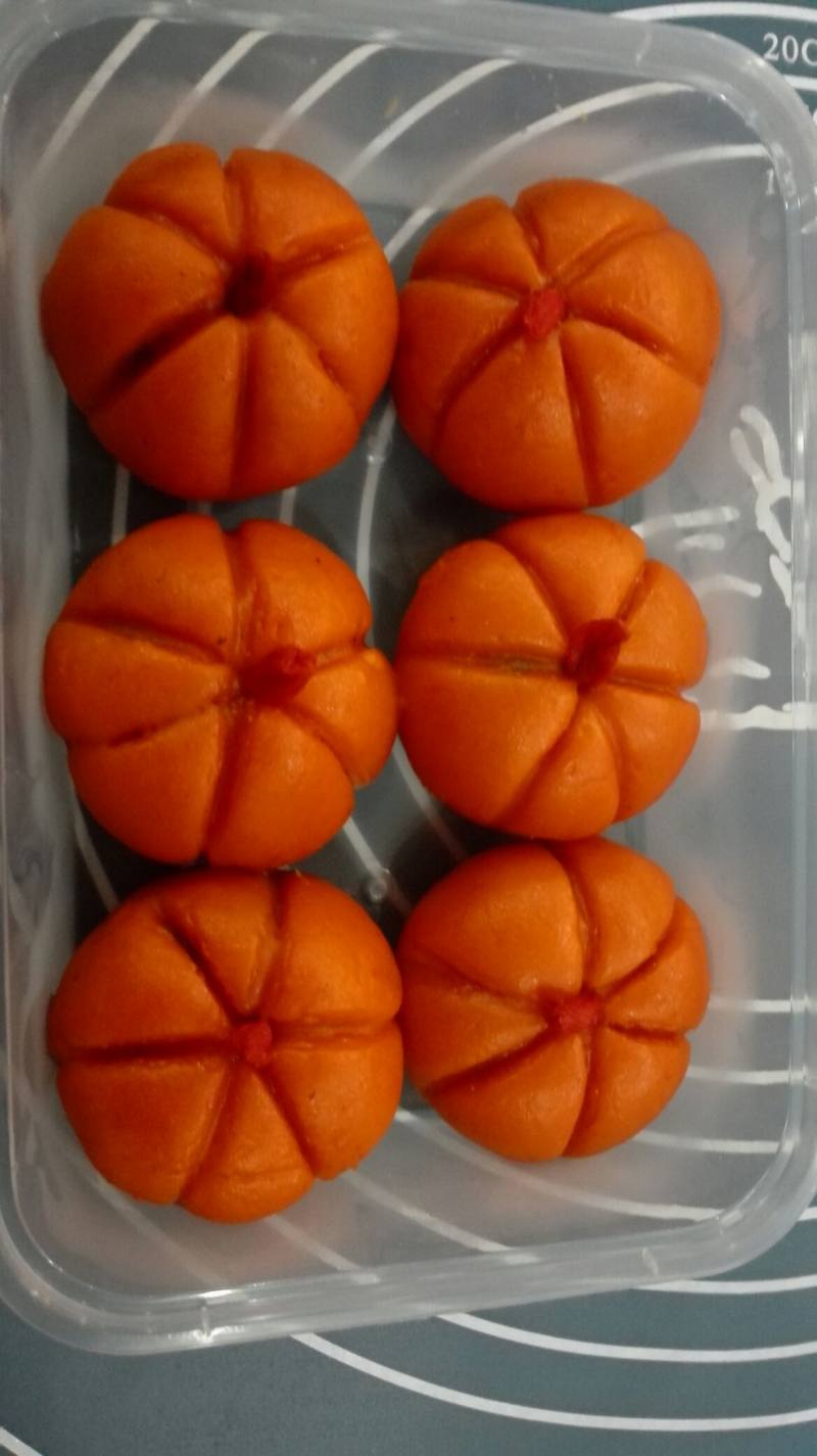 Steps for Making Deluxe Pumpkin Rice Balls