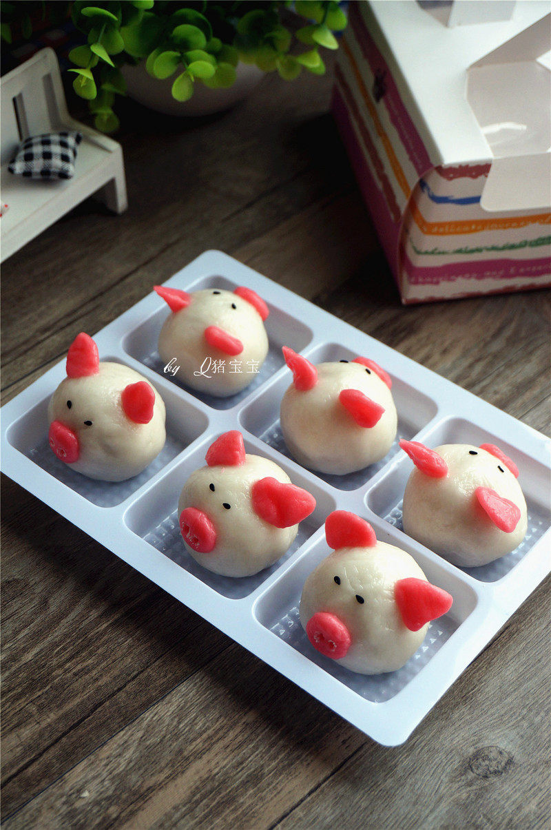 Piglet Snow Skin Mooncake