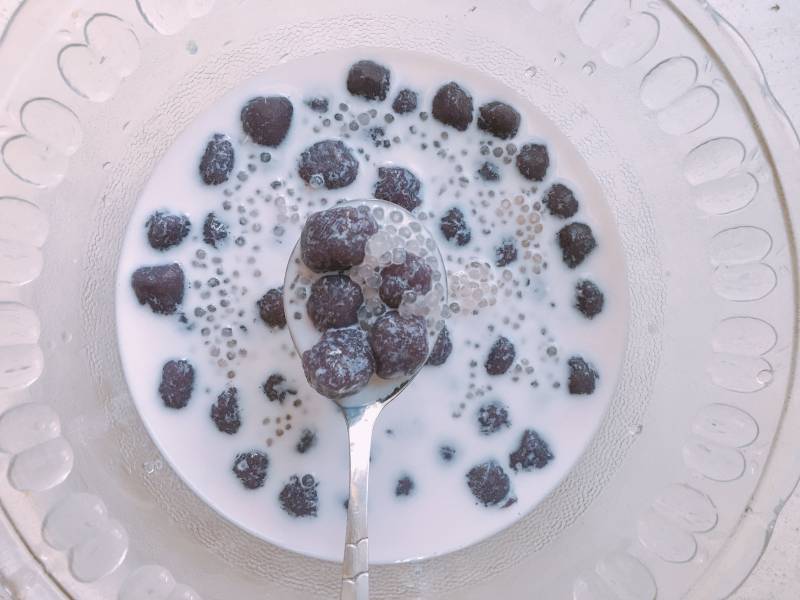 Purple Sweet Potato Taro Milk Sago