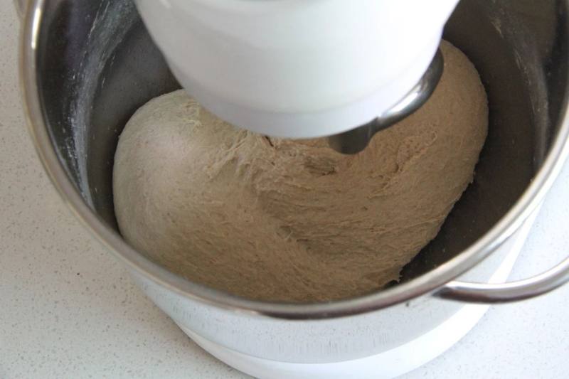 Steps for Making Dark Rye Beer Bread