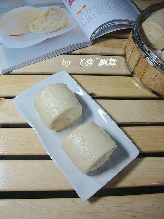 Milk and Oatmeal Steamed Bun Rolls