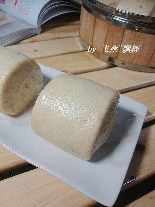 Milk and Oatmeal Steamed Bun Rolls