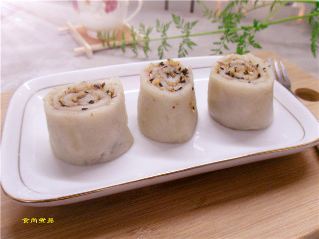 Peanut Sesame Glutinous Rice Rolls